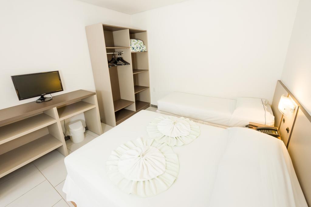 Hotel Brasil Penha  Quarto foto