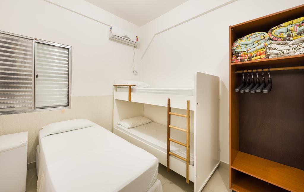 Hotel Brasil Penha  Quarto foto